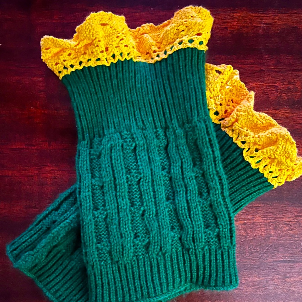 Knitted boot cuffs